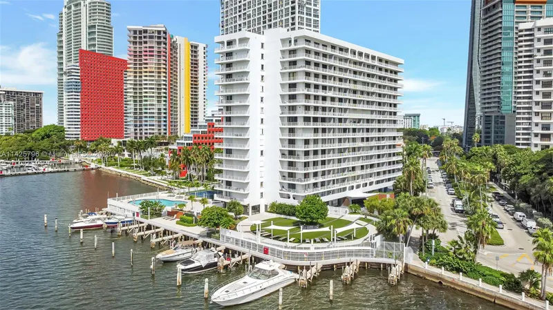 Brickell Harbour Condos For Sale