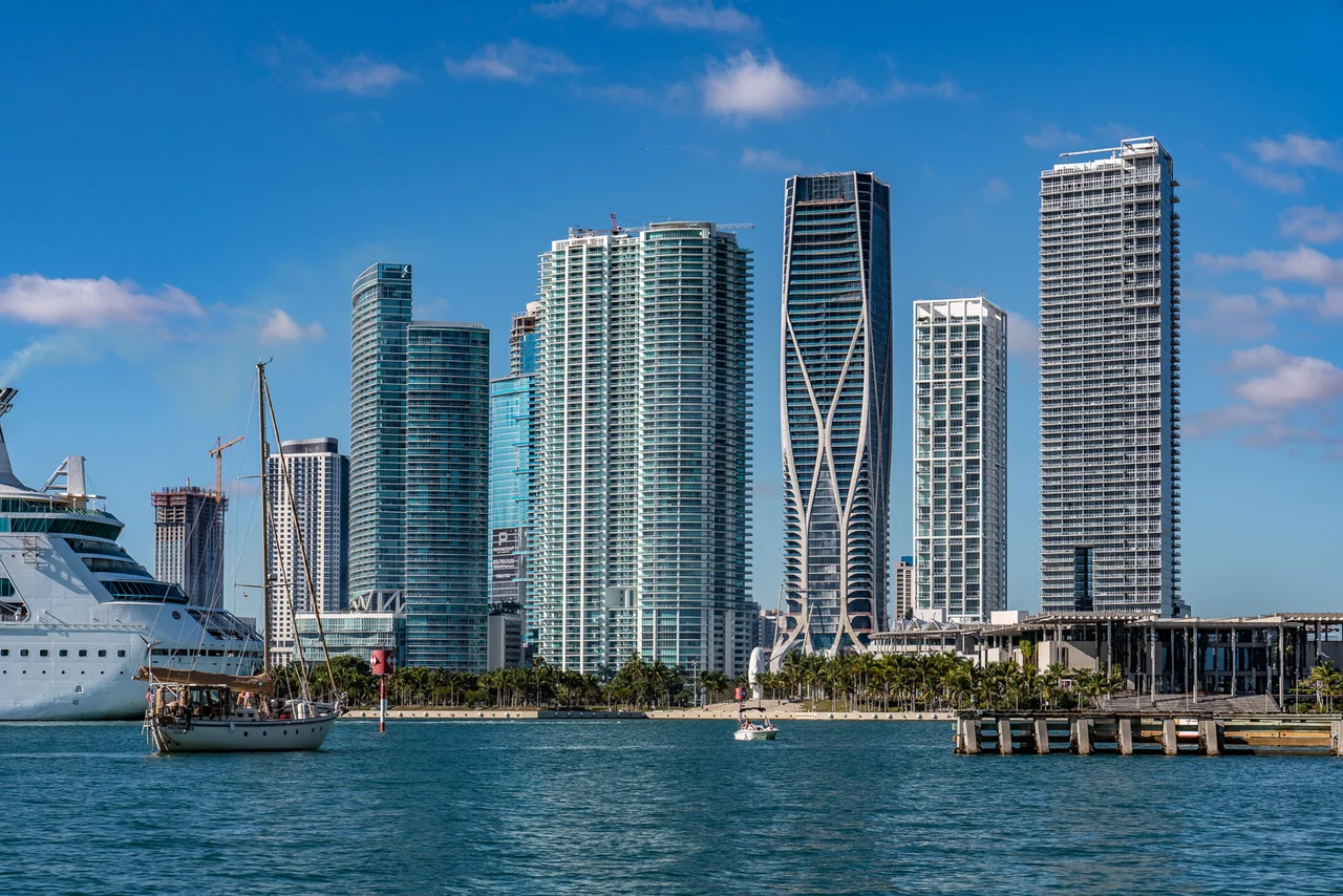 Downtown Miami Condos For Sale