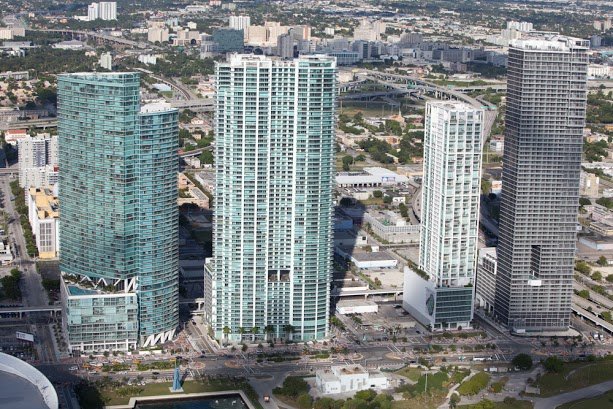 900 Biscayne Bay