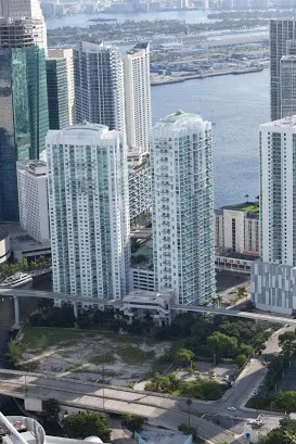 Brickell on the River South-G-7