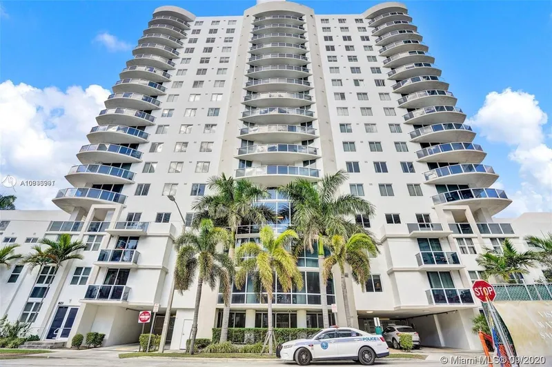 23 Biscayne Condos For Sale